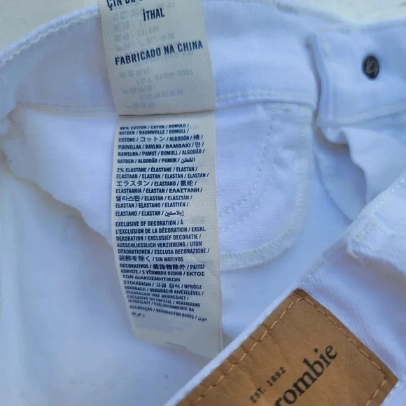 Abercrombie Kids Girls Bermuda Shorts Distressed White Denim Size 12 - Picture 4 of 10